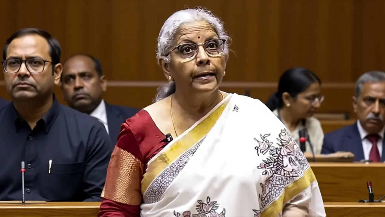 संघ व विपक्ष के नेताओं की पश्चिम एशिया संकट पर बैठक